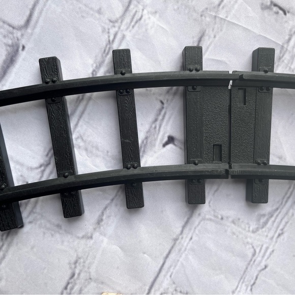 Vintage Rudolph and The Island of Misfit Toys: Rudolph's Red Nose Express - Picture 6 of 8